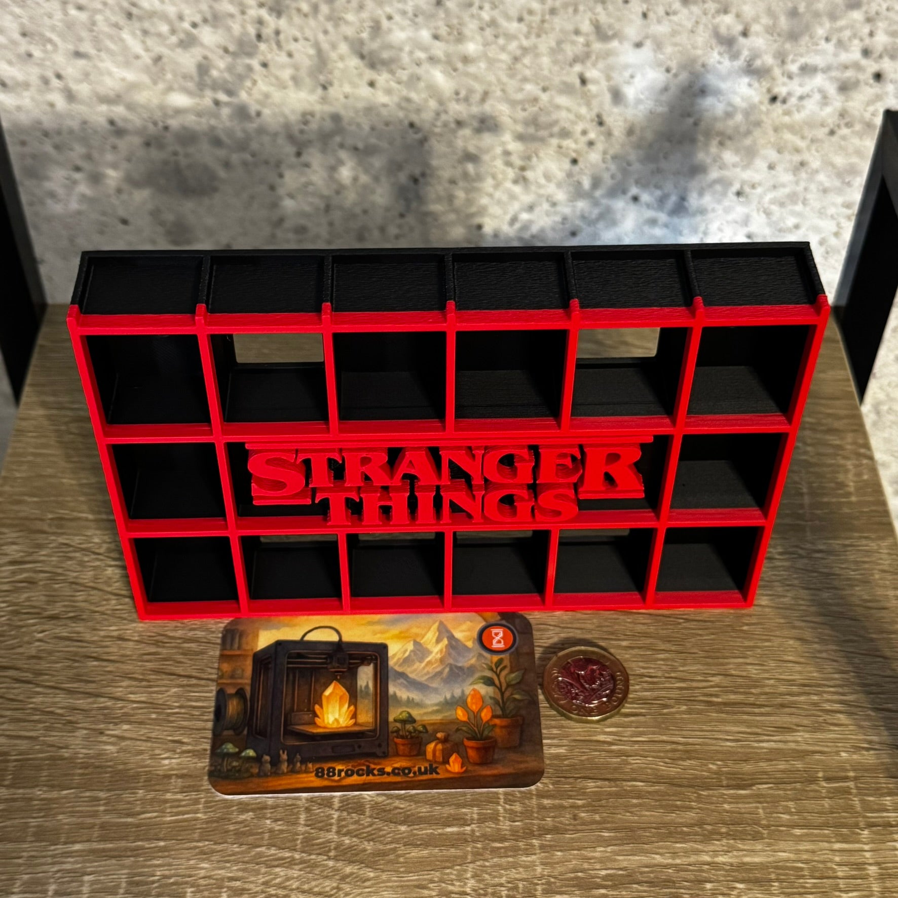Display Shelf Bitty Pop Red & Black Retro themed 20 slots organizer